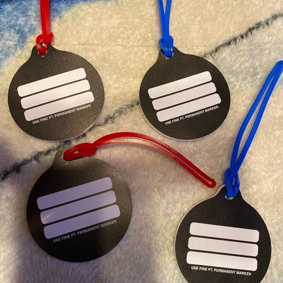 Disney Tags - Picture 2 of 3